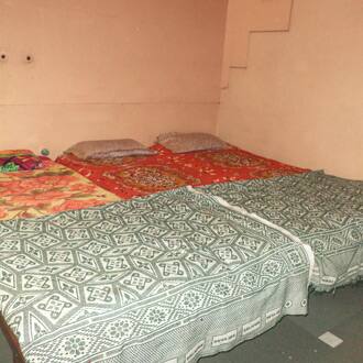 Sai Priya Guest House, Shirdi 2